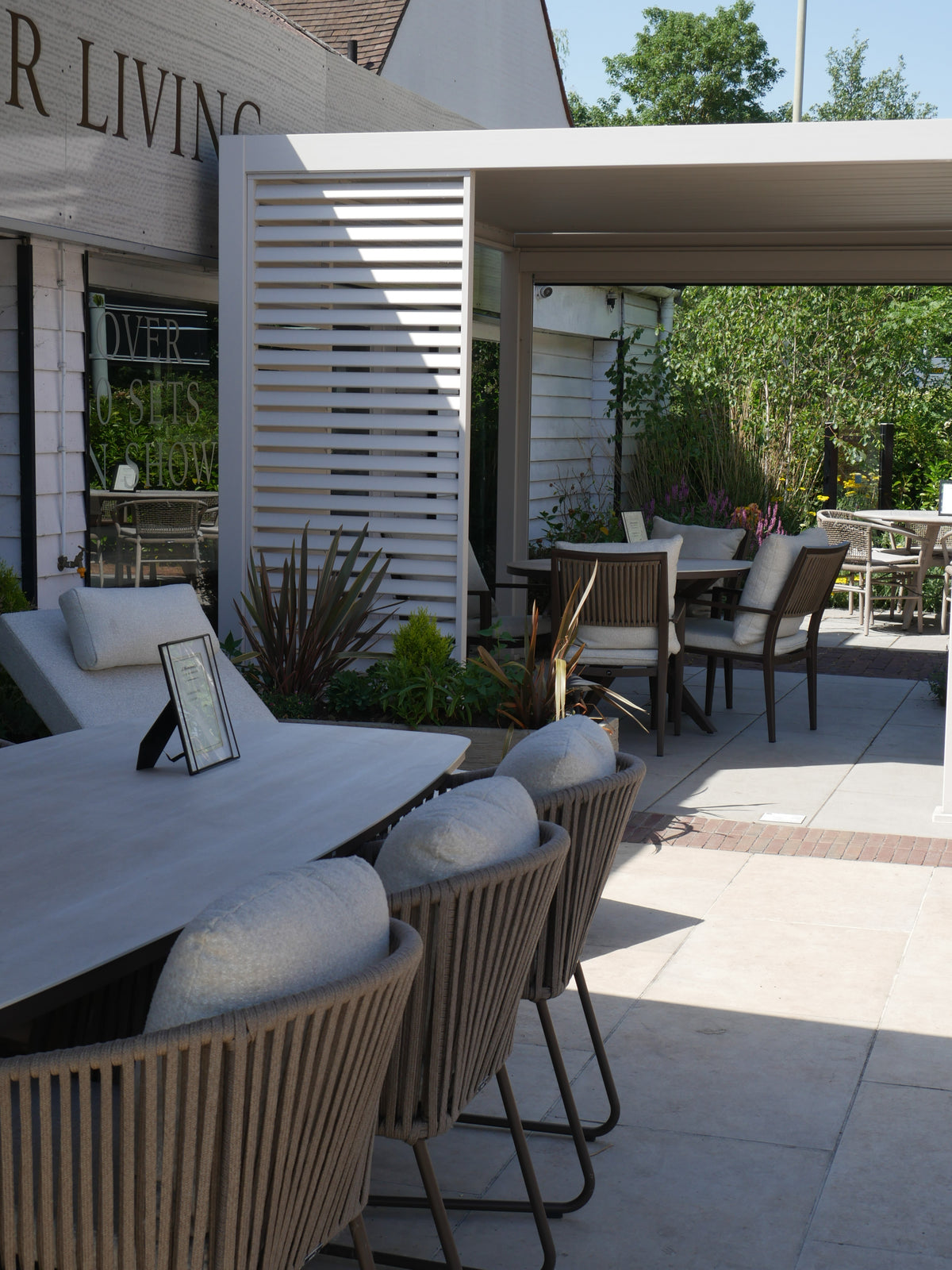 Calma Dining Table with 6 Calera Dining Chairs