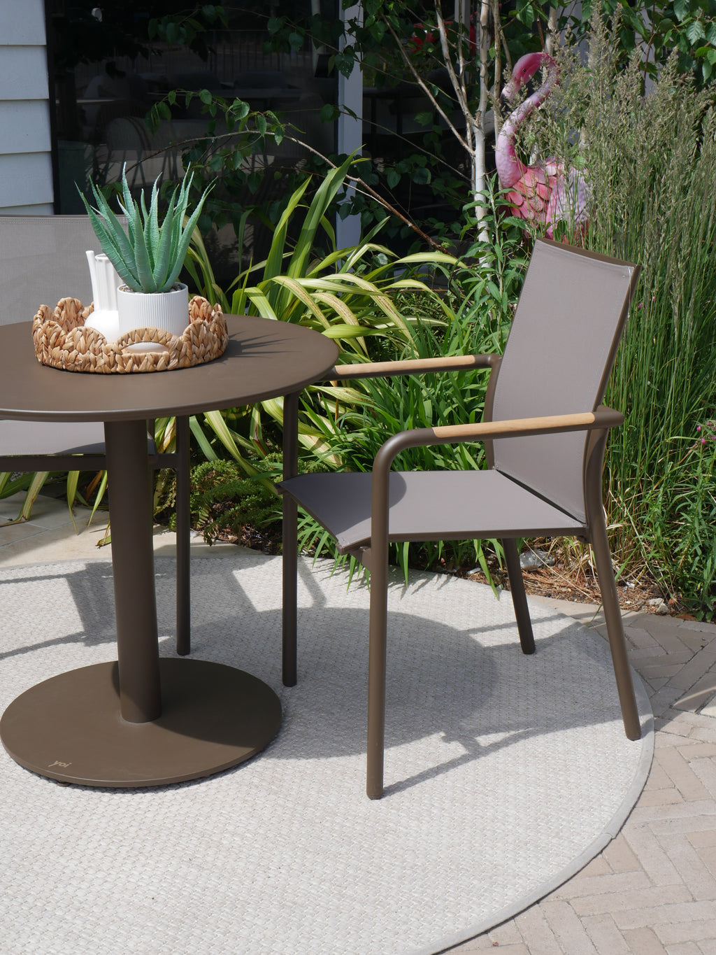 Vernazza Dining Table with Baiona Dining Chairs