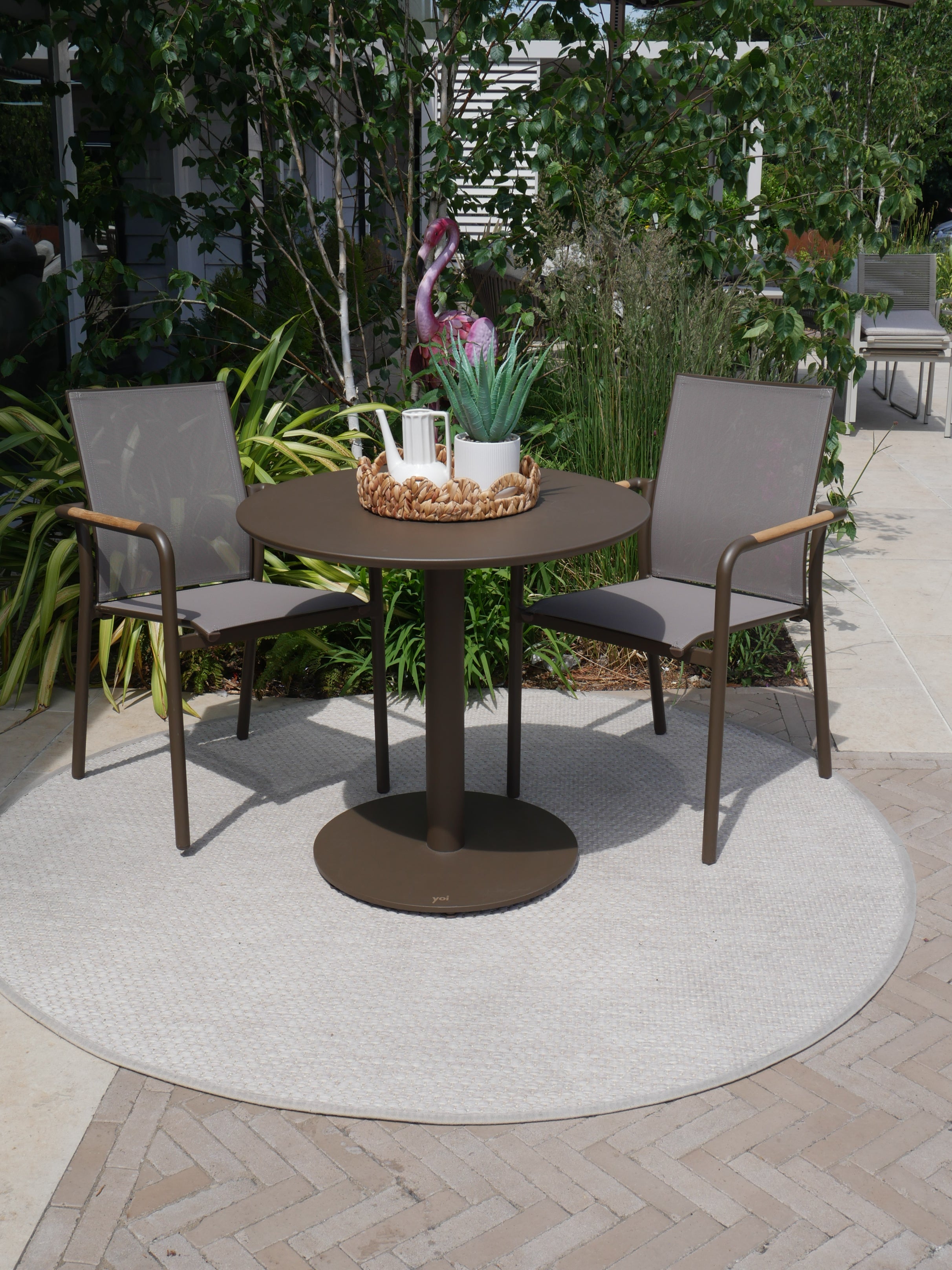 Vernazza Dining Table with Baiona Dining Chairs
