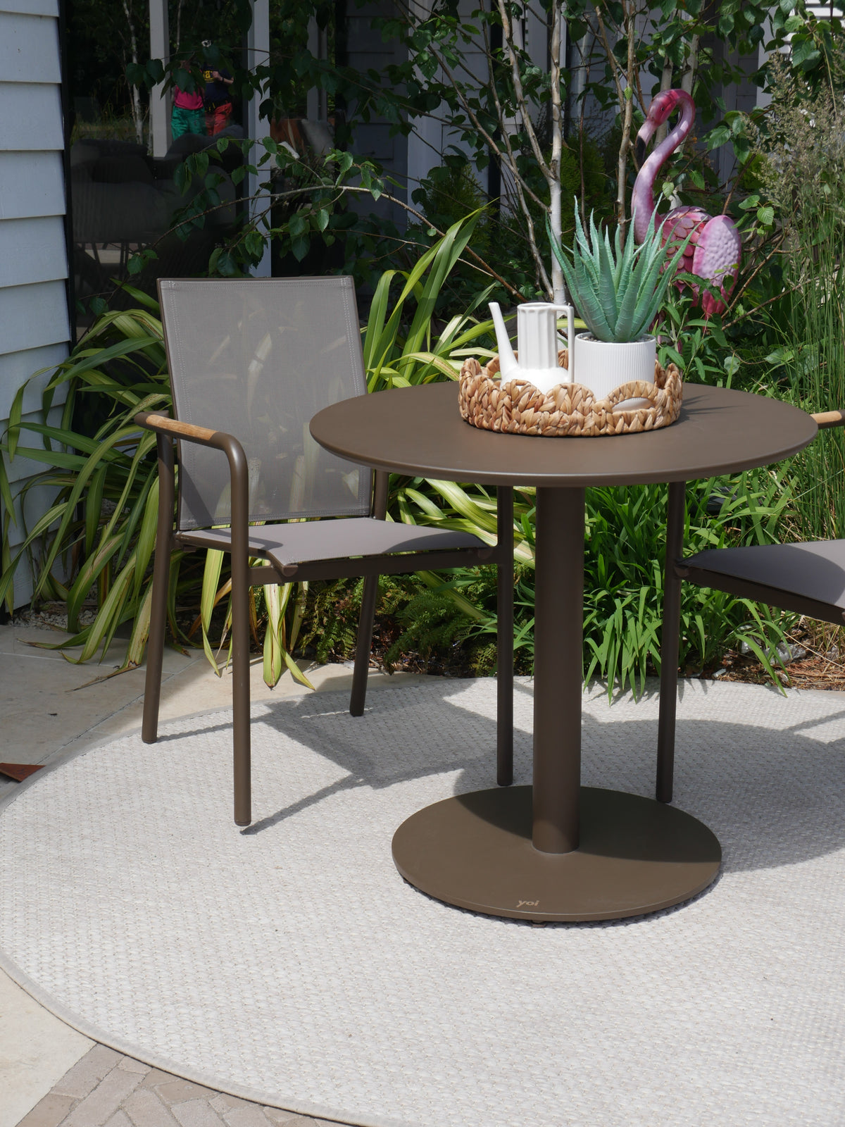 Vernazza Dining Table with Baiona Dining Chairs