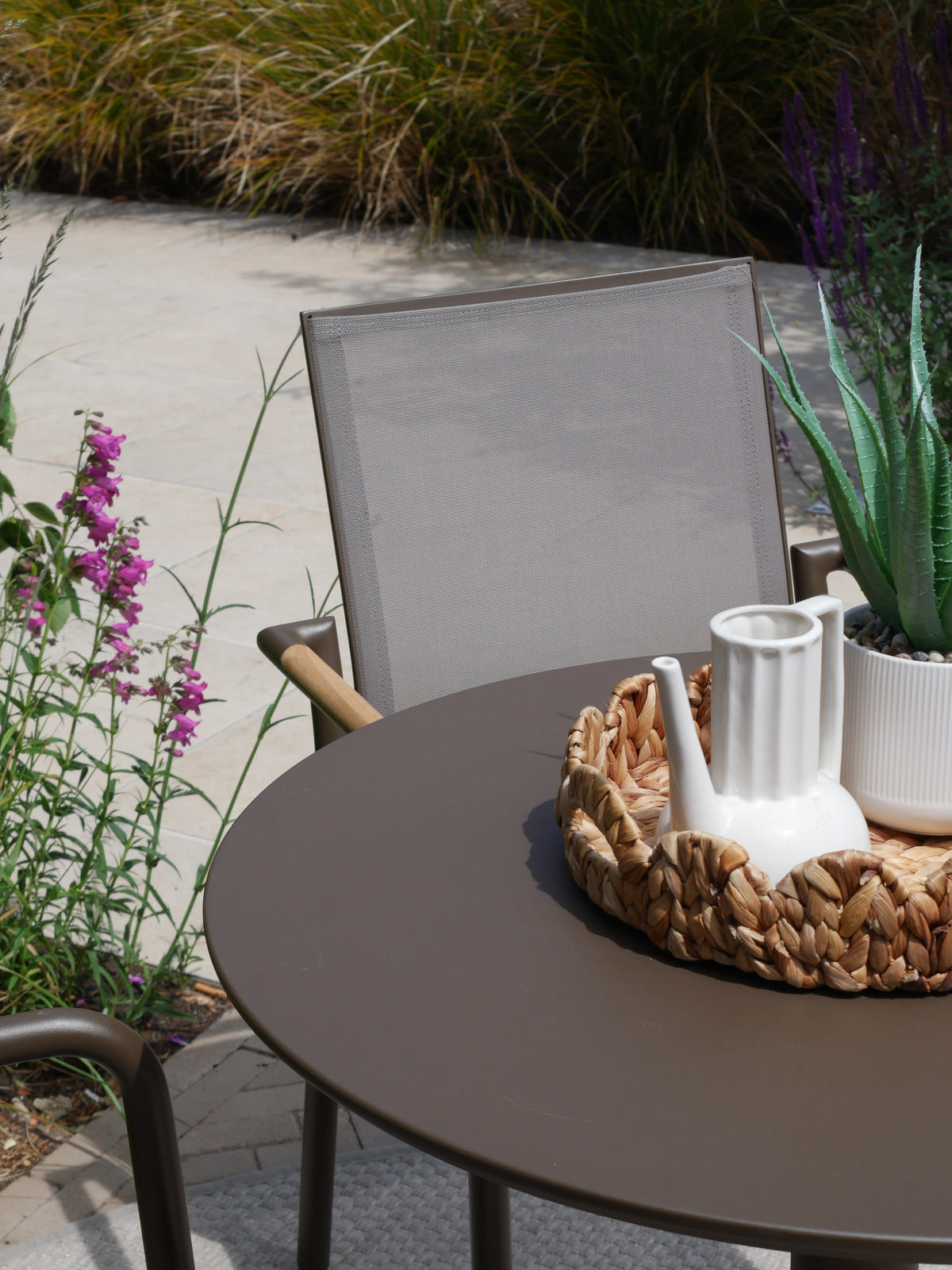 Vernazza Dining Table with Baiona Dining Chairs