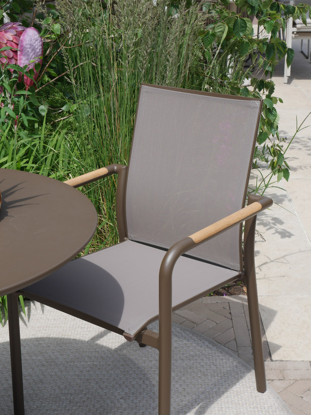 Vernazza Dining Table with Baiona Dining Chairs