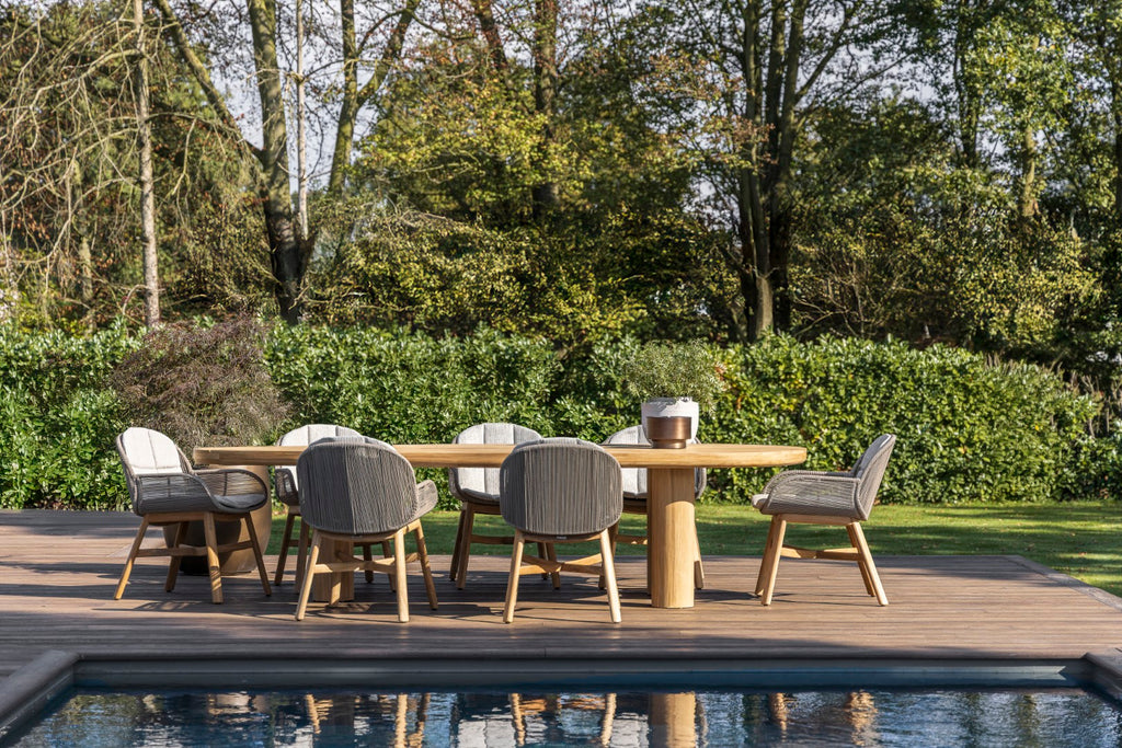 Bolzano/Barrel Garden Dining Set
