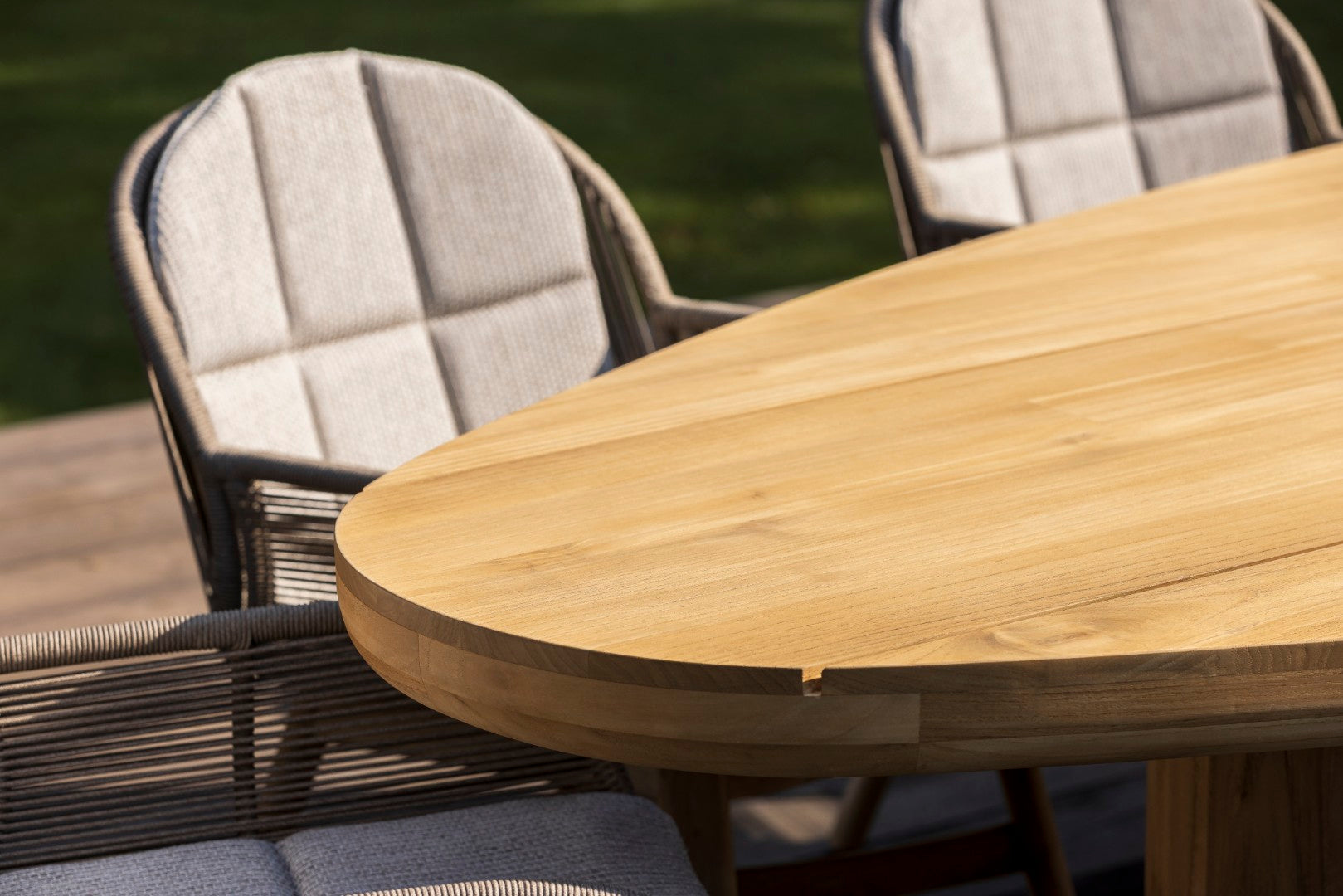 Bolzano/Barrel Garden Dining Set