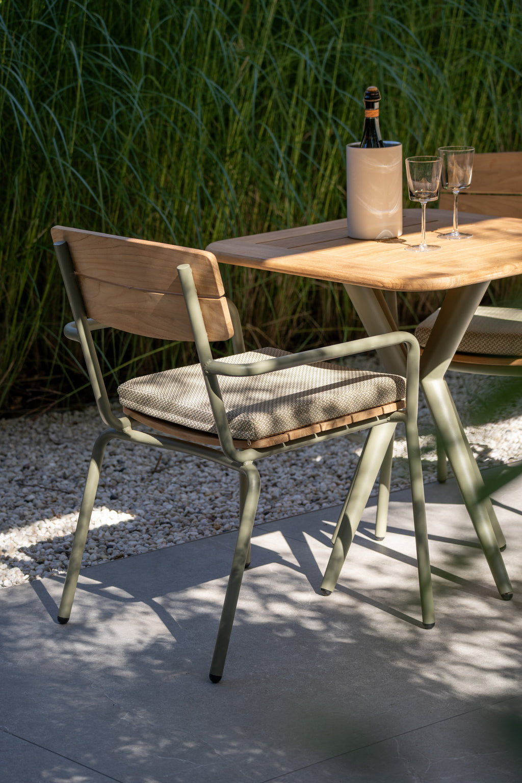 Camogli 2 Seat Garden Dining Set