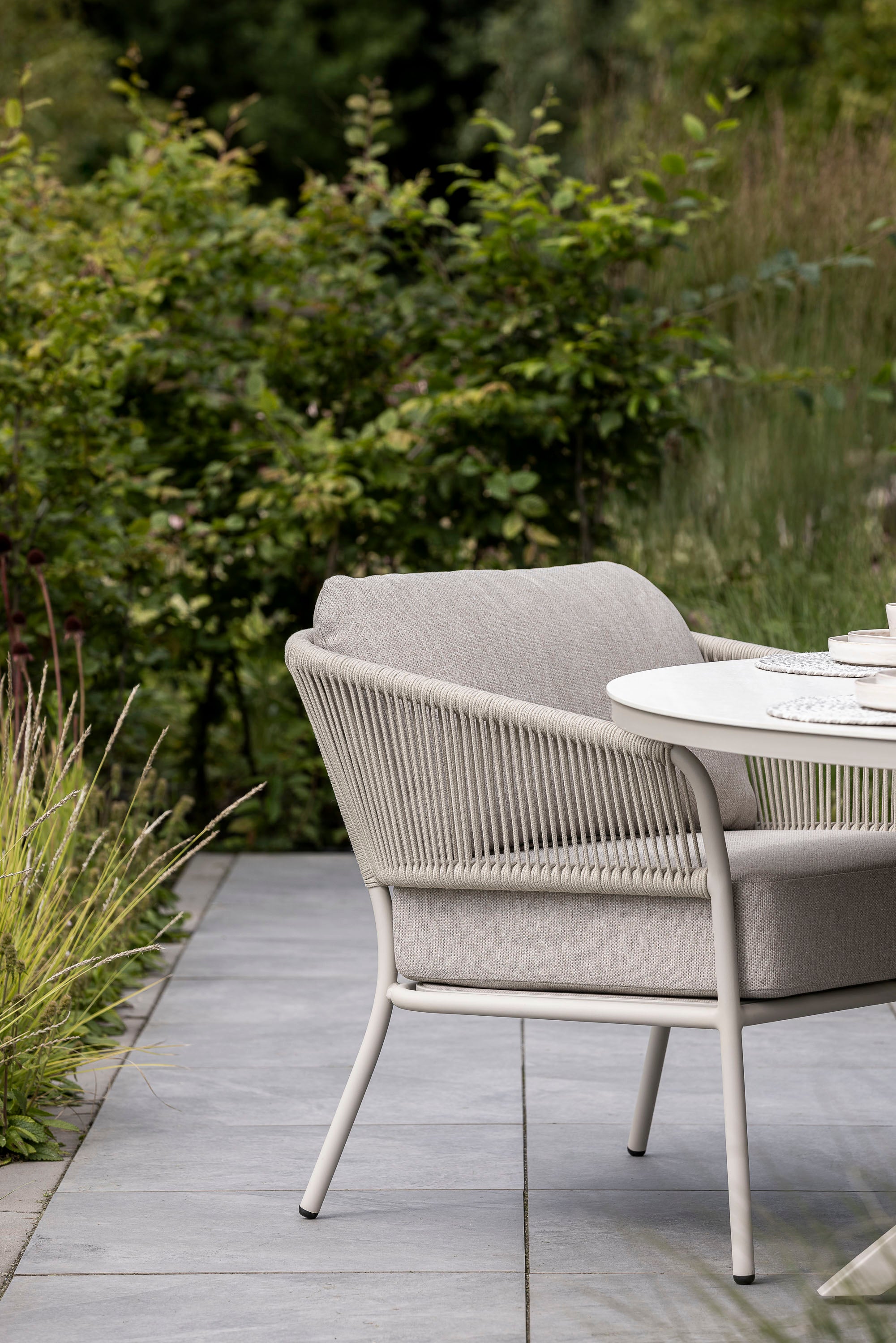 Calma/Forio 5 Seat Casual Dining Set