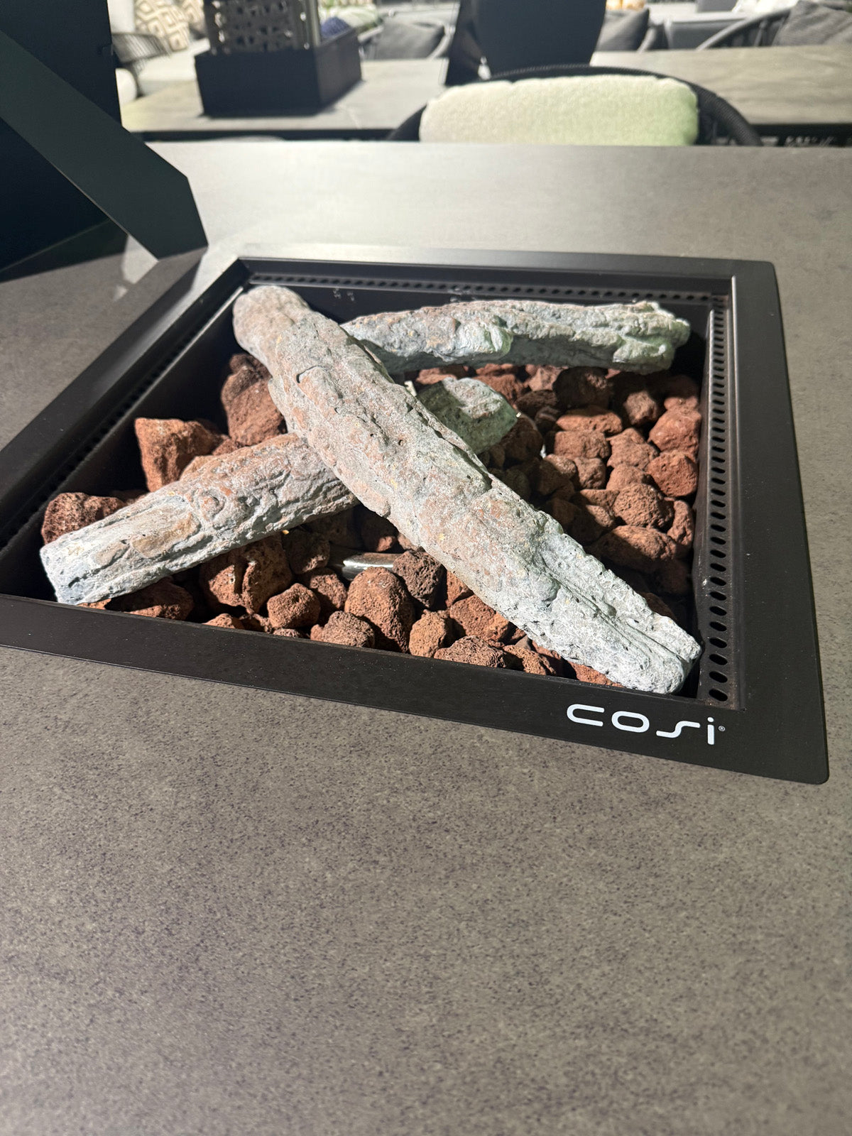 Bara High Dining Chairs with Cosi Firepit Table