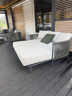Umi Day Bed