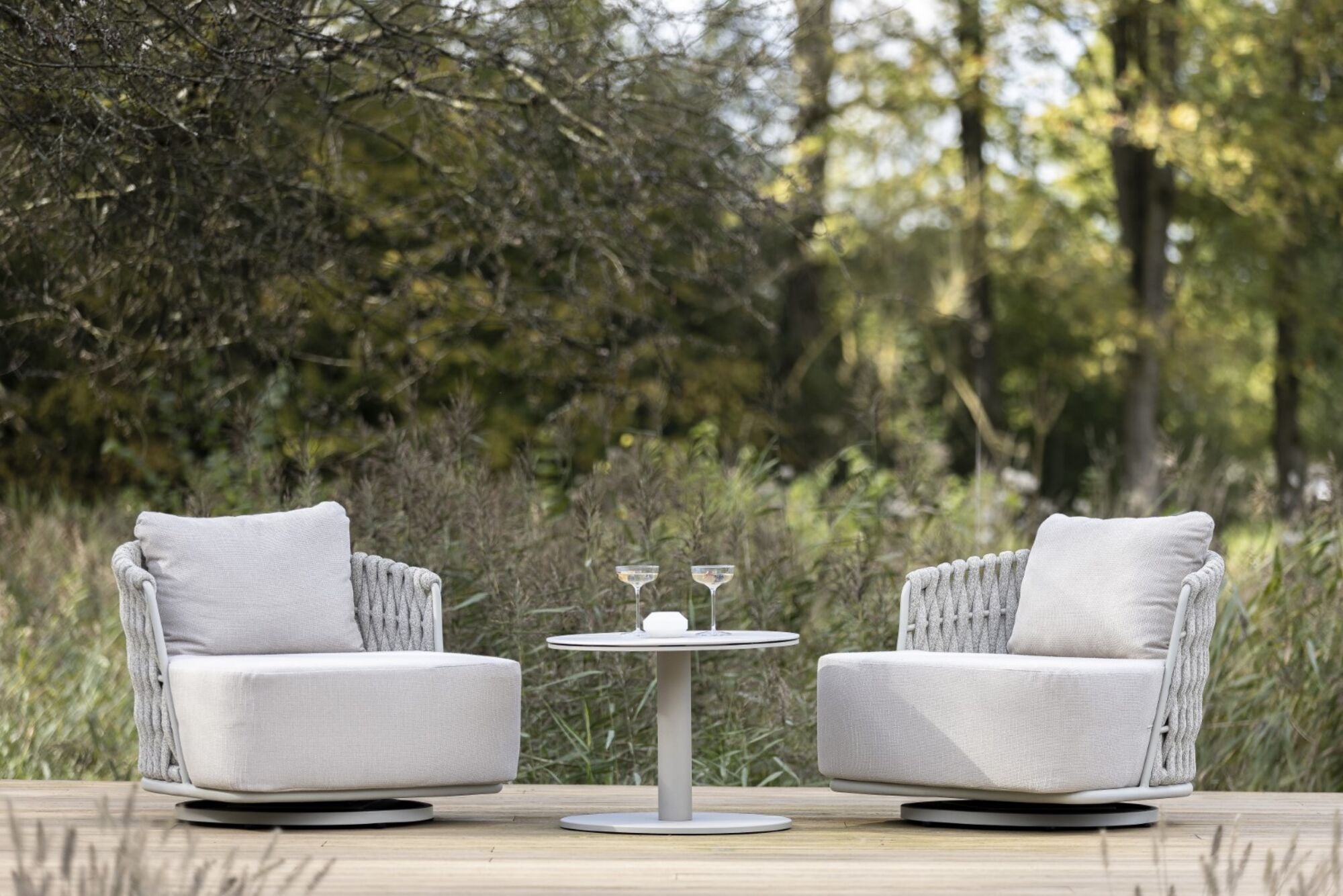 Florenza Swivel Lounge Chair