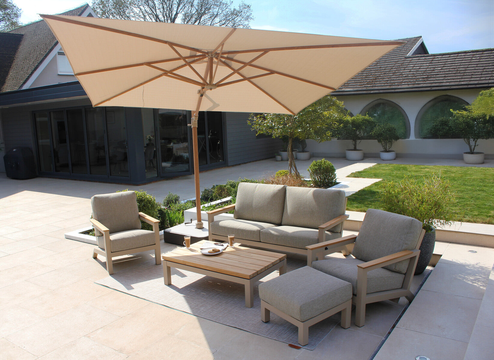 Capitol Reclining Lounge Set