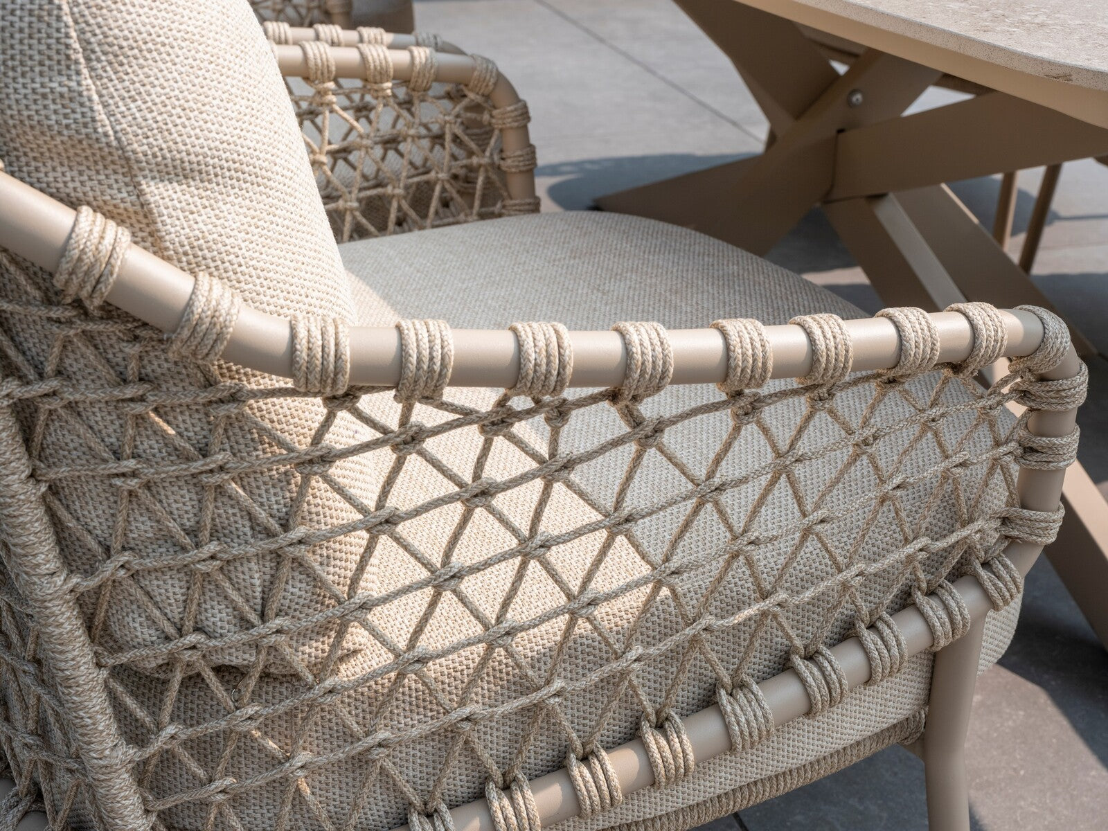Sardinia Low Dining Set